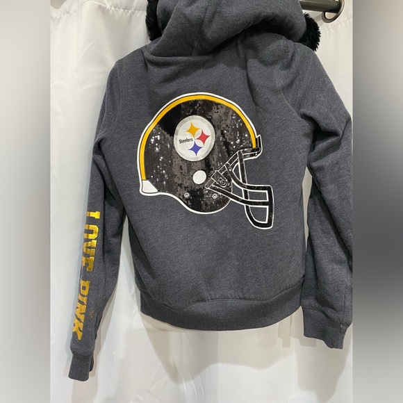 VS PINK NFL Pittsburgh Steelers Faux Fur Sequin Bling Jacket BNWT SZ Medium - Picture 5 of 10